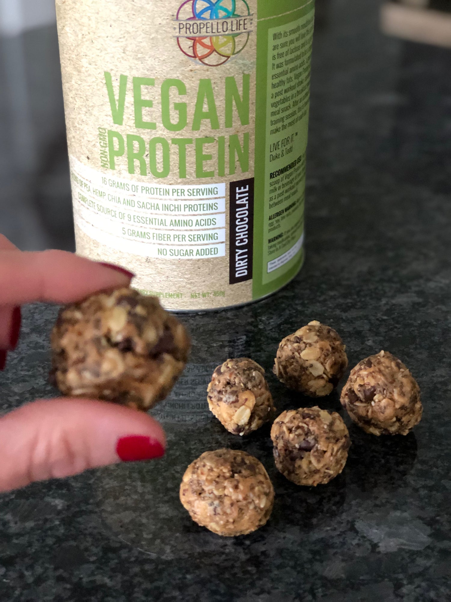 Dirty Chocolate Peanut Butter Energy Bites